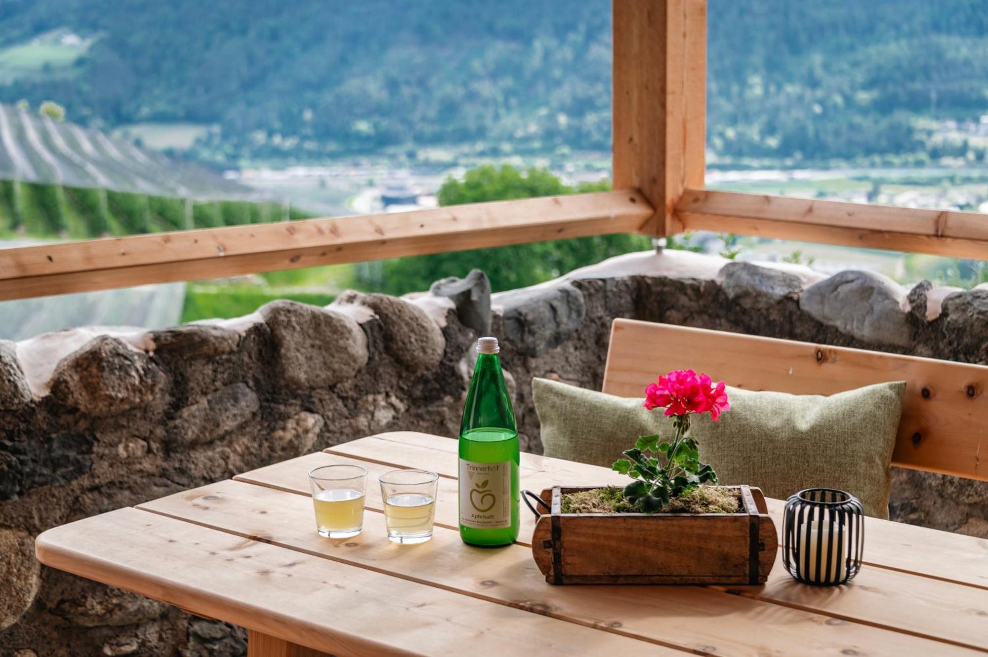 Trinnerhof- Hof Chalets Und Obsthof Mit Zimmer Natz-Schabs Exterior foto